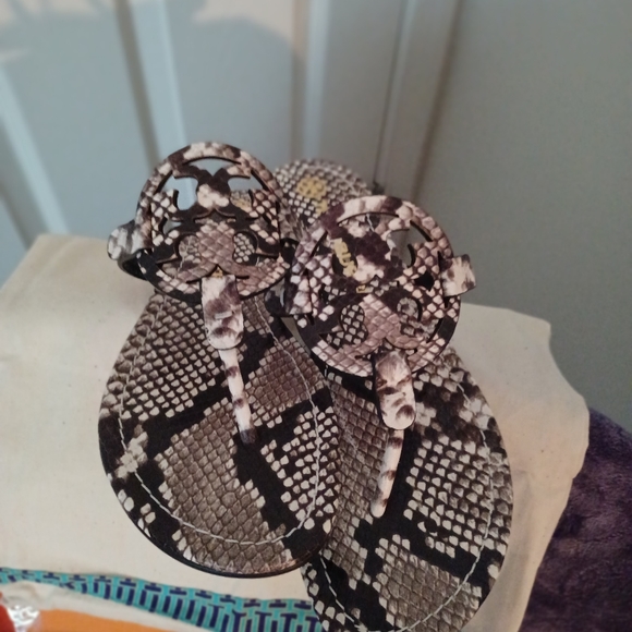 Tory Burch Miller Sandal - Picture 6 of 9